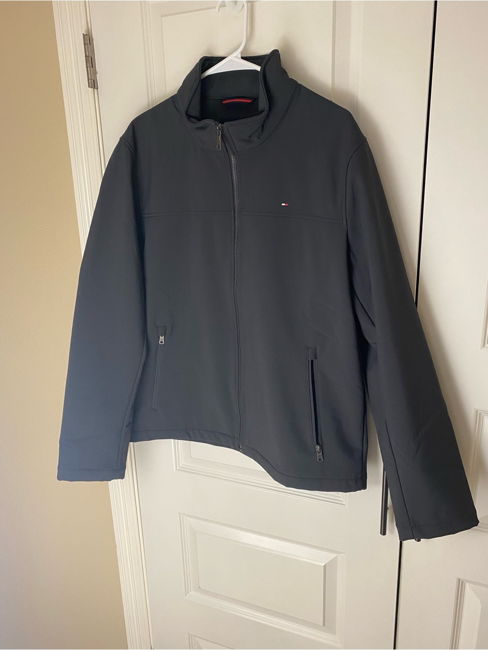 Tommy Hilfiger Men's Gray Zip-Up Softshell Jacket - Size M